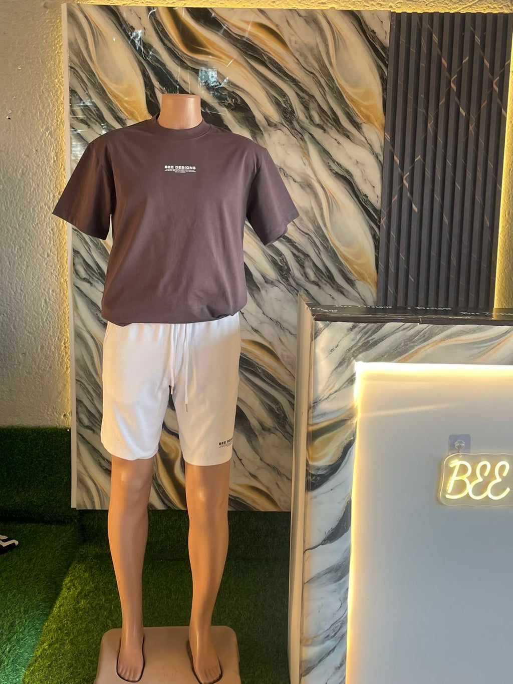 Bee Design™ 300G Tee