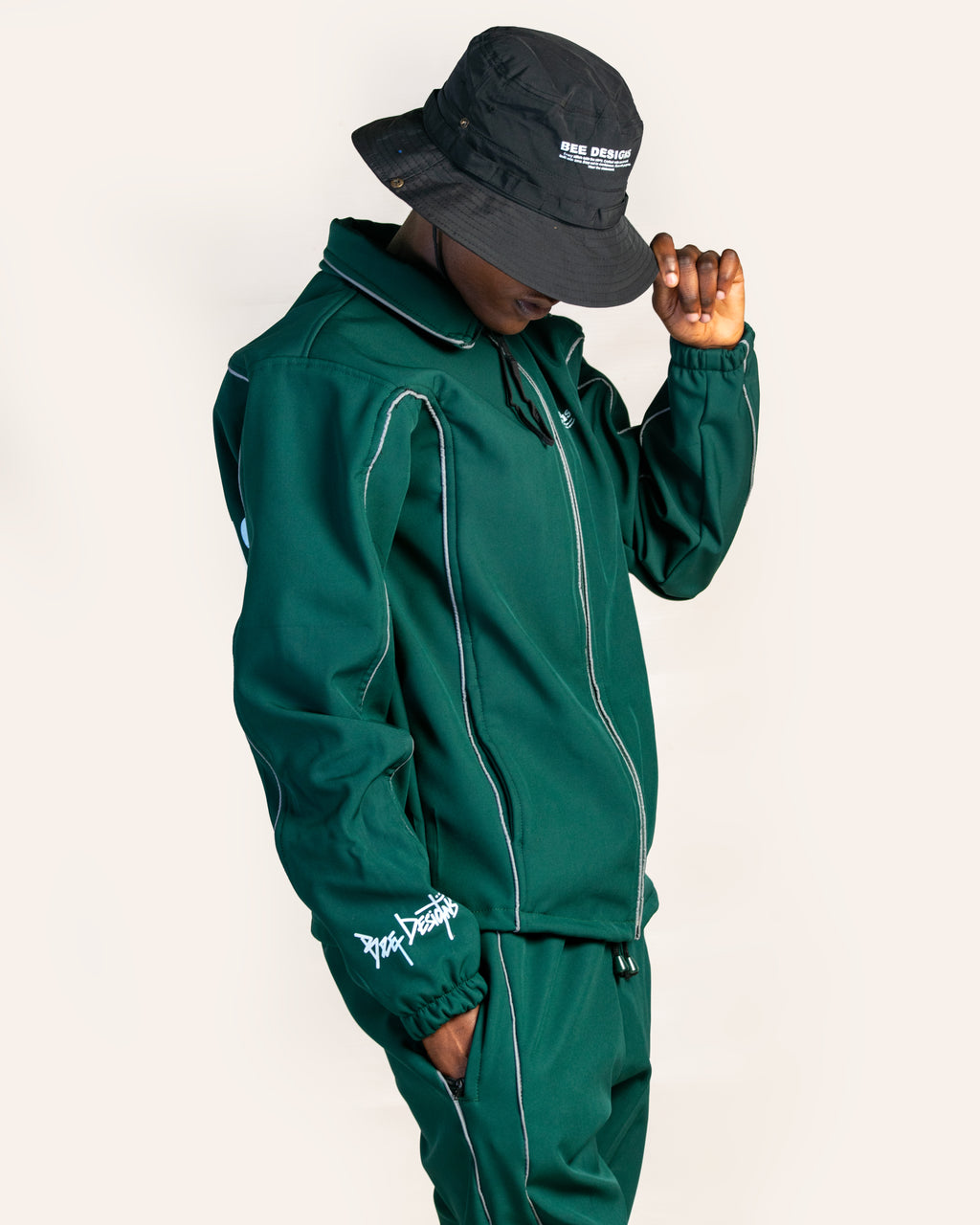 Bee Designs™ 10 Panel Black hat